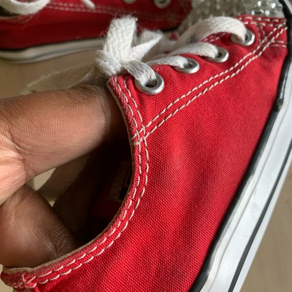 Converse - Picture 3 of 5